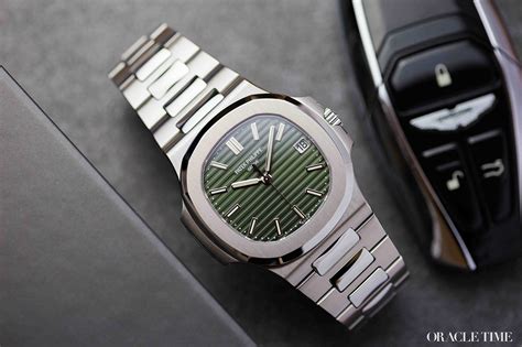 patek philippe nautilus 5711 1a review|Patek Philippe Nautilus jumbo 5711.